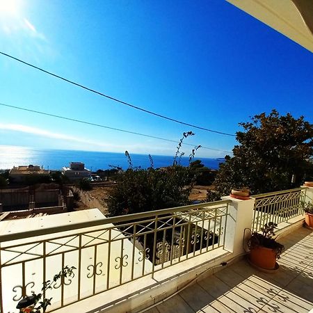 Villa "Eva" - Entire Beachfront Holiday Home - 4S Agia Marina  Dış mekan fotoğraf